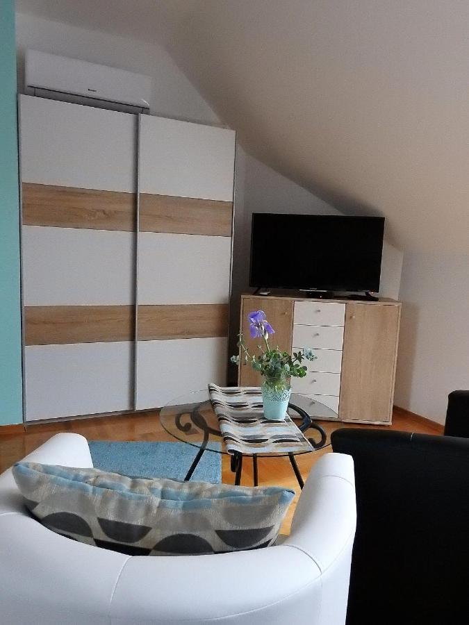 Georgina Apartman 하르카니 외부 사진