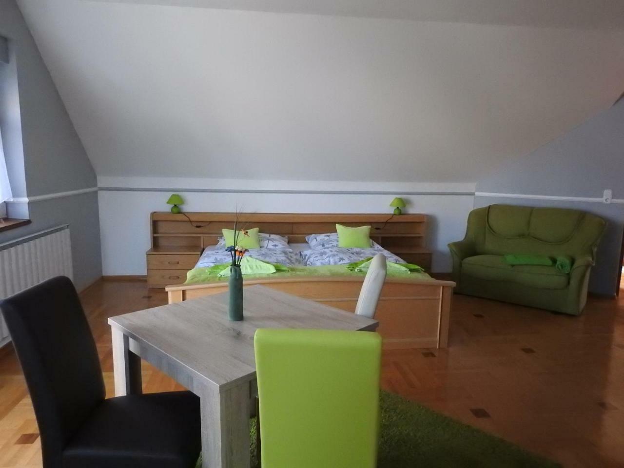 Georgina Apartman 하르카니 외부 사진